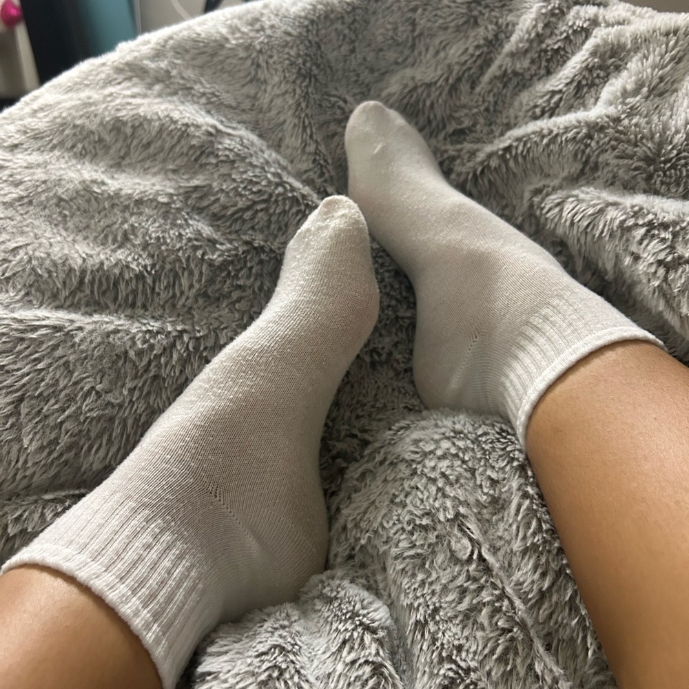 Women’s well-worn gym socks 💕